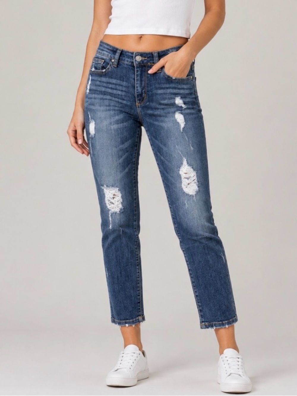 Judy Blue Women’s Distressed Skinny Jeans in Medium Blue Wash (3/26)